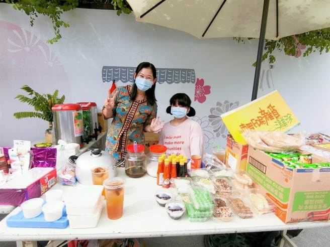 屏東縣多元文化創意市集開辦至今6年，今年首次複製屏東市成功經驗至潮州鎮。（屏縣府提供／謝佳潾屏東傳真）