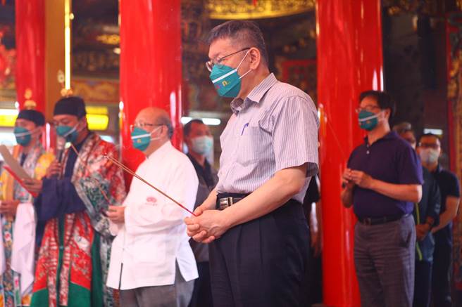 媒體傳聞台北市長柯文哲將出戰高雄市長，各種政治想像又浮上檯面。但與其說是柯文哲有意轉戰高雄，不如說是柯文哲正在尋找與國民黨之間的談判籌碼。（張立勳攝）