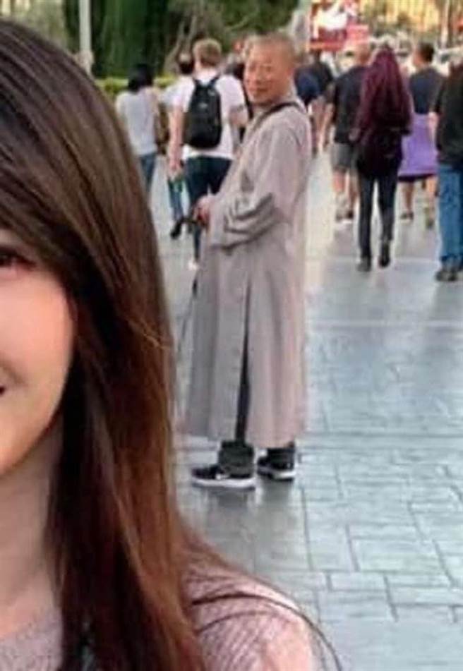 截自脸书社团《爆废公社公开版》