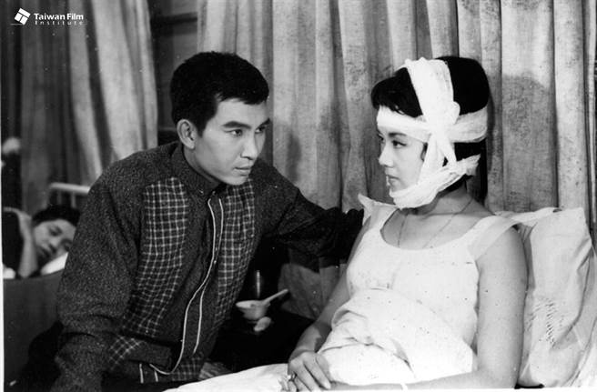 蔡扬名演出的《后街人生》剧照。（国家电影及视听文化中心提供）