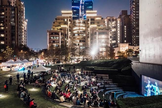 台中国家歌剧院NTT放映室今年与台中国际动画影展合作，自9月9日起在户外剧场晚间举办放映得奖动画片活动。（台中国家歌剧院提供／陈淑芬台中传真）