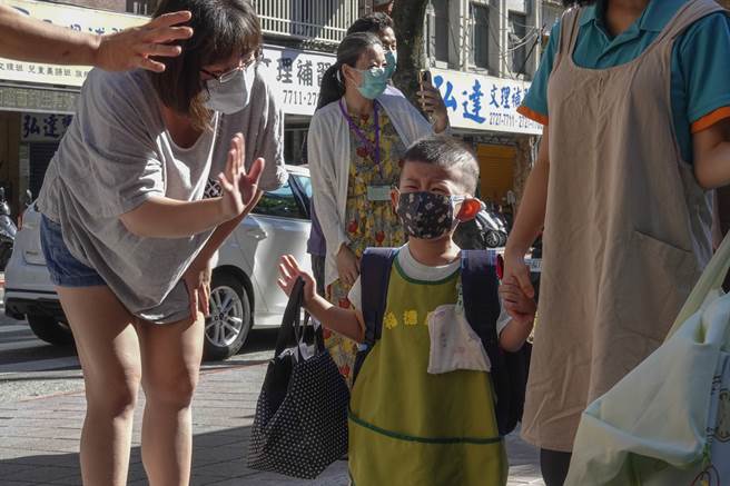 新北幼儿园群聚感染，医师苏一峰在脸书发文感嘆「正如预期幼儿园爆了」；图为示意图。（资料照片／黄子明摄)