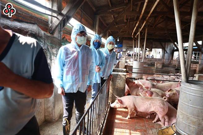 高雄市政府新闻局近日向劳动部申请「高雄市政府新闻局随同市长行程之专业摄影职工、临时人员及採访车驾驶」适用劳基法84-1条（责任制）。（报系资料照）