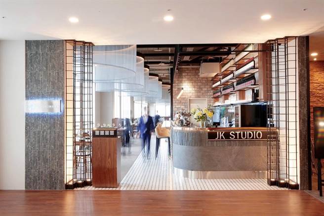 華泰名品城積極擴展園區中的餐飲美食品牌，不僅帶來了大河屋、Siam Siam泰式料理、JK Studio 新義法料理等品牌加入，乾杯居酒屋更將於聖誕檔期登場。（華泰名品城提供）