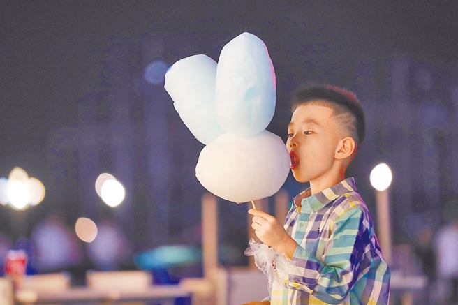 大陆的糖消费量已位居全球第三，仅次于印度和欧盟。（新华社）