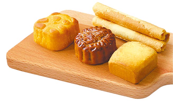 OK奇华好礼熊猫至尊月饼，宅配1090元。（OK提供）