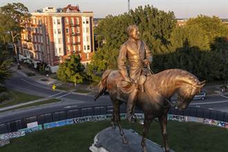 美國最大的李將軍銅像被拆除 南軍最後象徵結束