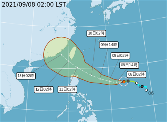 璨树颱风周日至下周二最接近台湾。(翻摄自气象局)