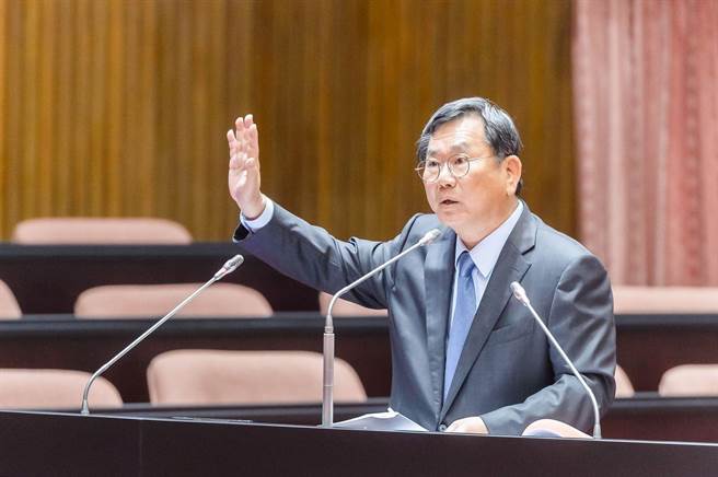 林智堅拋新竹縣市合併升格，陳明文指為單一縣市修法非常不妥，但建議全國行政層級一致化。想推動鄉鎮市長官派、廢除基層選舉箭已上弦。（取自陳明文臉書）