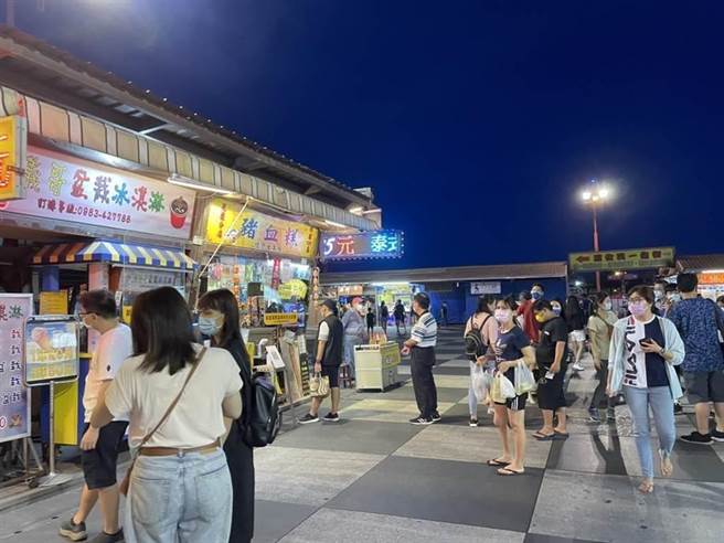 台大麻醉师曾于9月3日至5日期间到过花莲旅游。图为花莲东大门夜市示意图。（资料照）