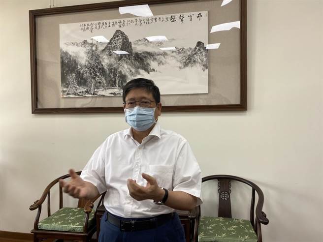 新竹縣長楊文科贊成新竹縣、市合併升格第7都的計畫，由縣府發文邀請竹竹苗縣市首長、議長、立委等共同討論。（莊旻靜攝）