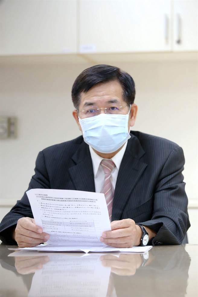 教育部长潘文忠说明提升学生英语能力的具体做法。（教育部提供／林志成台北传真）