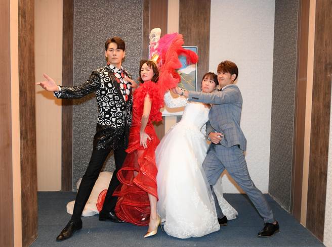 余秉谚、茵芙、林昀希、黄玉荣为戏拍婚纱照。（三立提供）