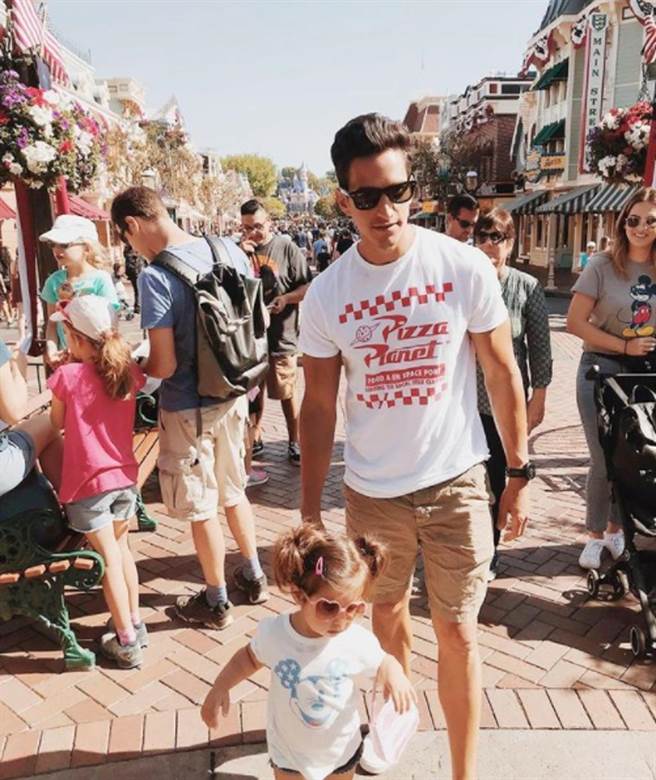 （图／翻摄自dilfs_of_disneyland IG）