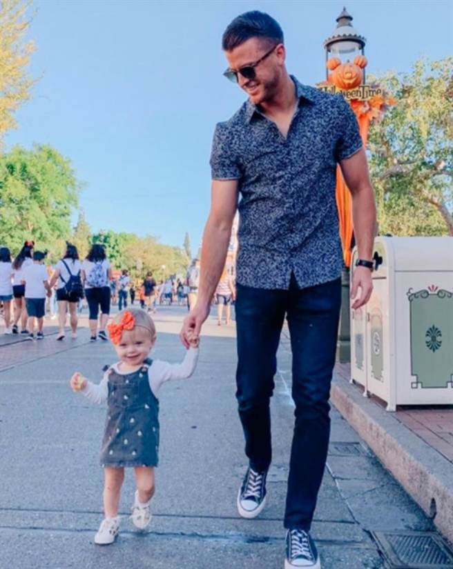 （图／翻摄自dilfs_of_disneyland IG）