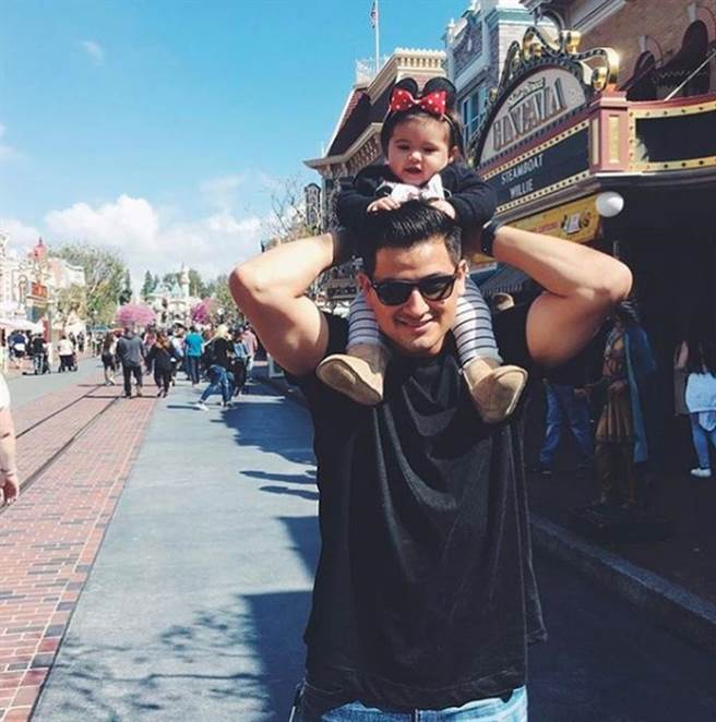 （图／翻摄自dilfs_of_disneyland IG）