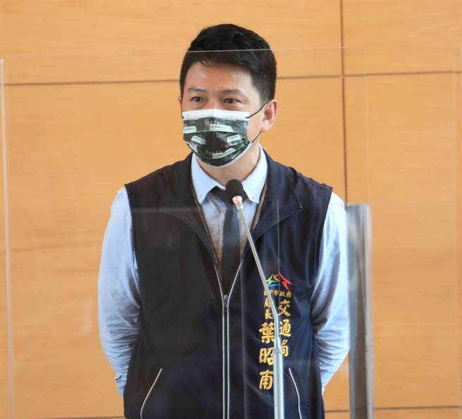 交通局長葉昭甫強調，綠線延伸大坑端點站會將旅客服務中心納入規劃，兼顧休閒遊憩與經濟發展，讓捷運建設與區域觀光併行開發帶動地方。（陳世宗攝） 。