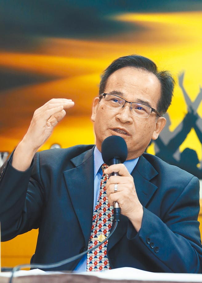 当年经歷台南县市合併、升格前最后一任台南县长苏焕智指出，台湾所有县市都已经是民选县市长，22名县市长都应该是平等地位，有资格出席行政院会。（本报资料照片）