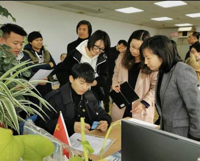 2019年張杰任職上海大學時照片。（封面新聞／上海大學提供）