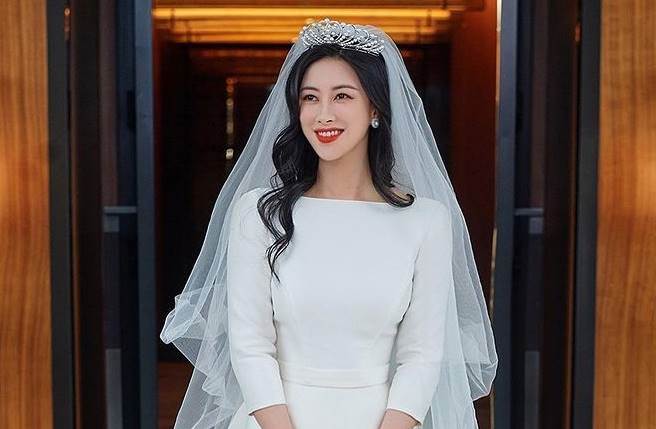 朱珠因連續多年入選「全球百大最美臉孔」，因此被封為大陸第一美。（圖／取材自朱珠Instagram）