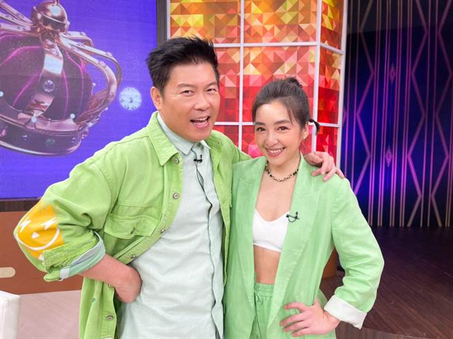 巴钰临时请假，路嘉怡情义救火代班，左为曾国城。（卫视中文台提供）