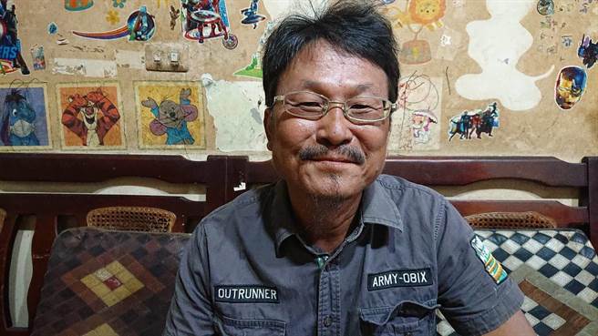 捡骨师吴安福，有丰富的捡骨人生阅歷。（程炳璋摄）