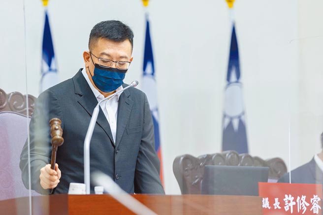 新竹市议会议长许修睿认为竹竹谈合併，应依法办理，程序正义跟精神是重要的。（新竹市议会提供／邱立雅竹市传真）