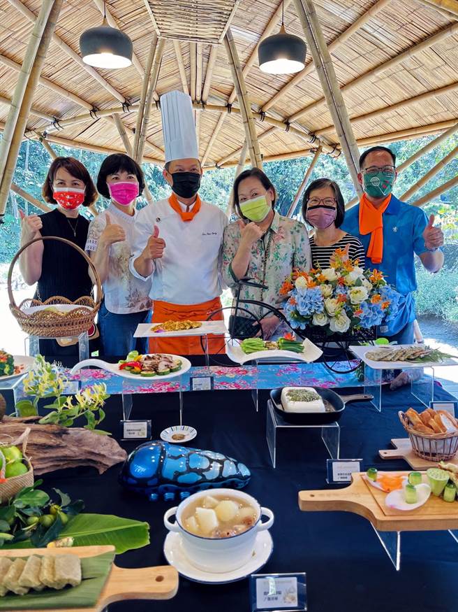 埔里镇曾是蝴蝶王国，厨师研发「与蝶共餐」创意料理。（新故乡文教基金会提供／廖志晃南投传真）