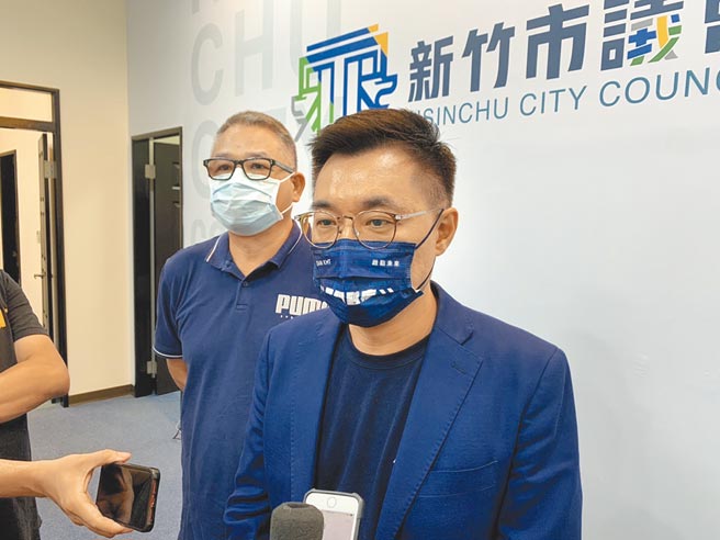 國民黨主席江啟臣9日表示，他嚴重懷疑新竹市長林智堅提合併的動機是不是為了個人量身訂作，他反對這種因人設事且草率的決定。（陳育賢攝）