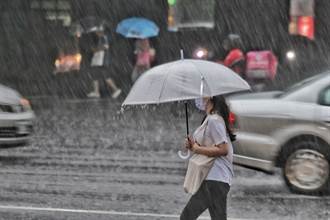 中颱璨樹總雨量飆700毫米 彭啟明曝周一颱風假機率