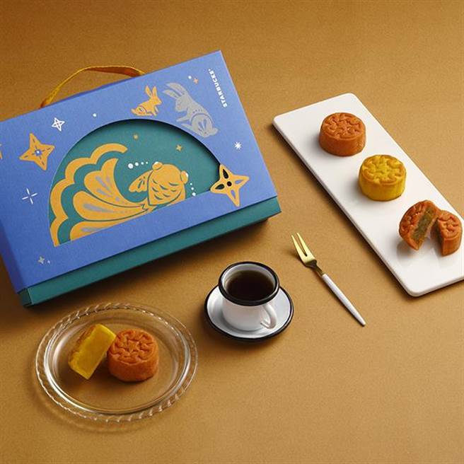 统一时代百货台北店推荐星巴克的「月光小夜曲」，推荐价680元。（统一时代百货台北店提供）