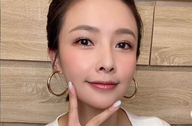 吳婉君有台劇女神的封號。（圖／ cocco__wu IG）