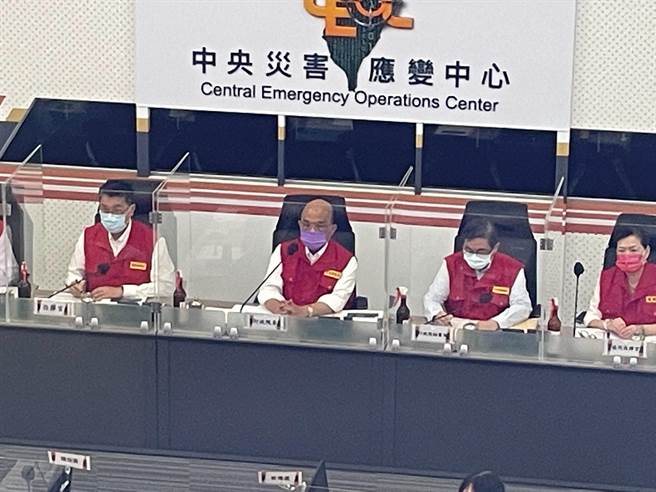 行政院长苏贞昌今（11日）表示，很感谢相关国家都往此方向发展，台湾的能见度更高。（叶书宏摄）