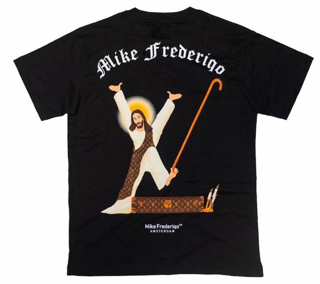 遠百信義A13 Mike Frederiqo&#8211;Jesus Regular Fit Tee，3080元。（遠百提供）