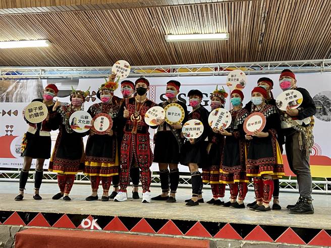 東奧柔道銀牌楊勇緯鼓勵學弟妹勇往直前、朝目標邁進，且以原民身分為榮。(伍麗華提供)