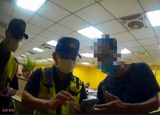 银行行员与警方合作无间，诈欺车手遭活逮。（民眾提供／卢金足台中传真）