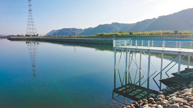 因应颱风来袭，桃园大溪中庄调整池已经蓄满，以备石门水库浊度激增时派上用场。（北区水资源局提供／赖佑维桃园传真）