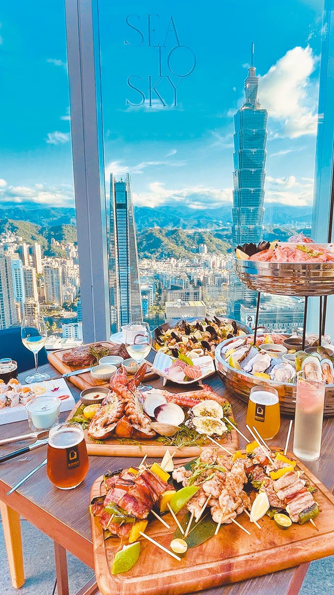 「SEA TO SKY」高空海鮮餐酒吧在9月18日至9月20日限時3天推出「中秋霸氣BBQ高空海陸大餐」。（SEA TO SKY提供）
