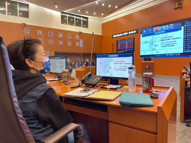 台北市副市长黄珊珊提醒民眾防颱。（图／摘自黄珊珊脸书）