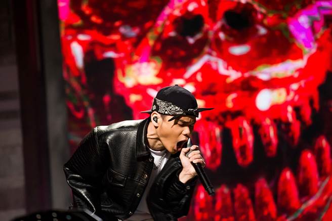 Barry Chen日前上《大嘻哈時代》。（華納音樂提供）