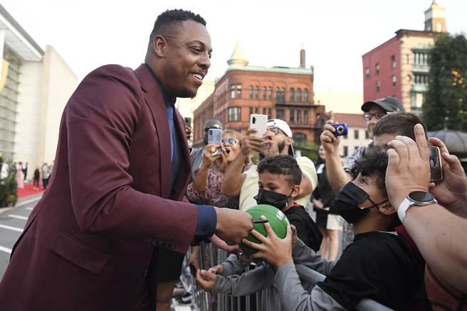 皮尔斯到现在还没办法释怀当年被洛杉矶球迷狂嘘。(美联社资料照)