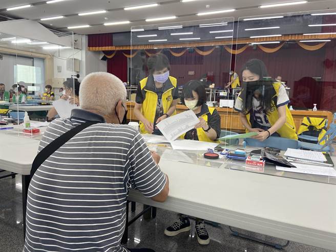 新北市地政局预计14、15日在新庄区公所再进行第二批补偿费发放。（新北市地政局提供）