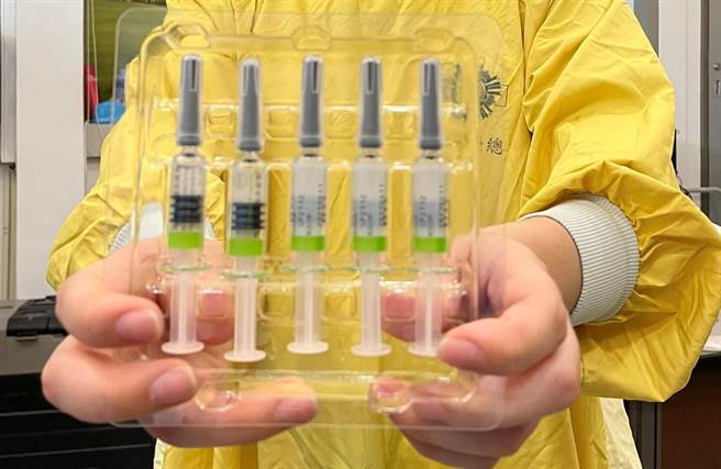 台中市新冠疫苗接种，高端疫苗出现疑似死亡首例。（资料照片）