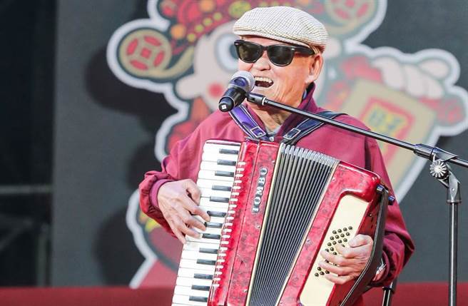 艺人李炳辉近来现身菜市场卖唱。（图／中时资料照）