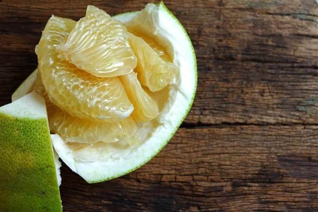「柚吃柚拉」剛好去油減重？ 醫揭開必須接受的真相。(示意圖/Shutterstock)