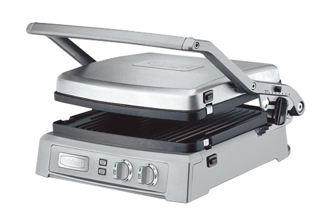 Cuisinart美膳雅的顶级多功能煎烤器 GR150TW，原价4980元，搭配虾皮购物卖场折价券享优惠价2890元。（虾皮购物提供）