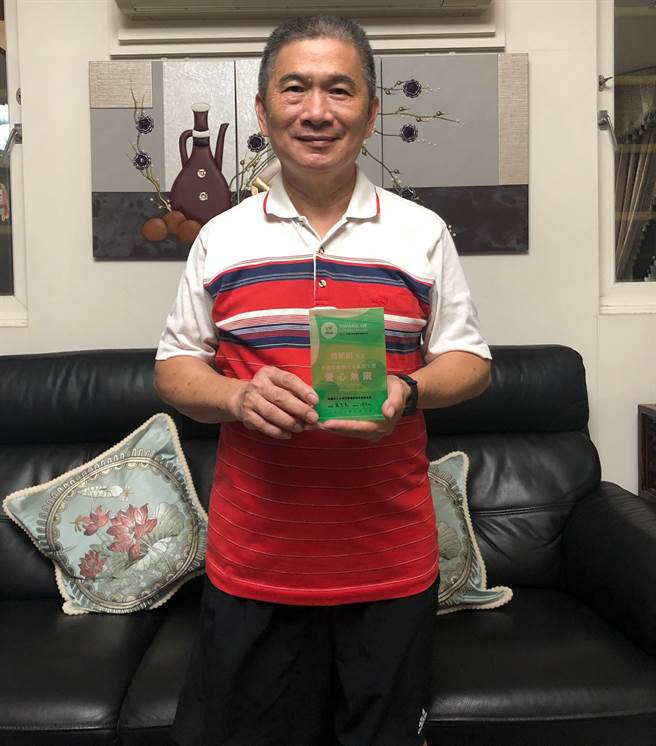 「阿明叔叔」游朝明，刚出社会领到第一份薪水就开始长达40年的公益志业。（家扶基金会提供／林良齐台北传真）