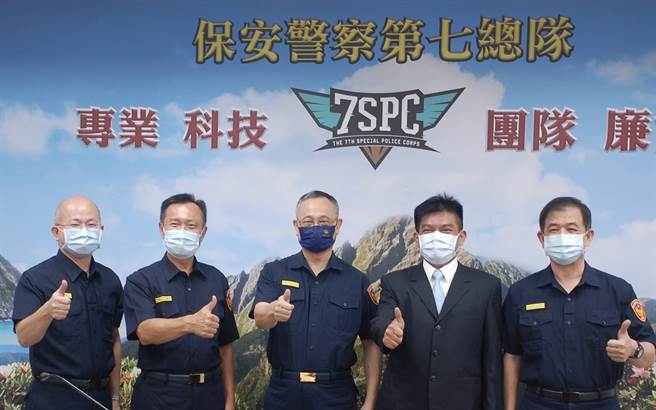 保七總隊偵辦查緝盜伐山老鼠、野生動物保育、環保、食安及非洲豬瘟等攸關民眾健康及國土保育的案件繳出漂亮的成績單。警政署長陳家欽今(14)日前往保七總隊慰勉及鼓勵同仁的努力。(保七總隊提供)