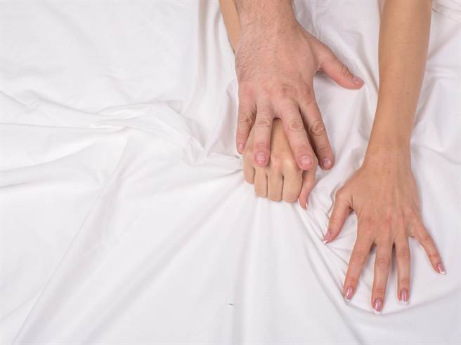 台中一名已婚男子外遇长达8年，与小三发生数百次性关系。（示意图，达志影像/shutterstock）
