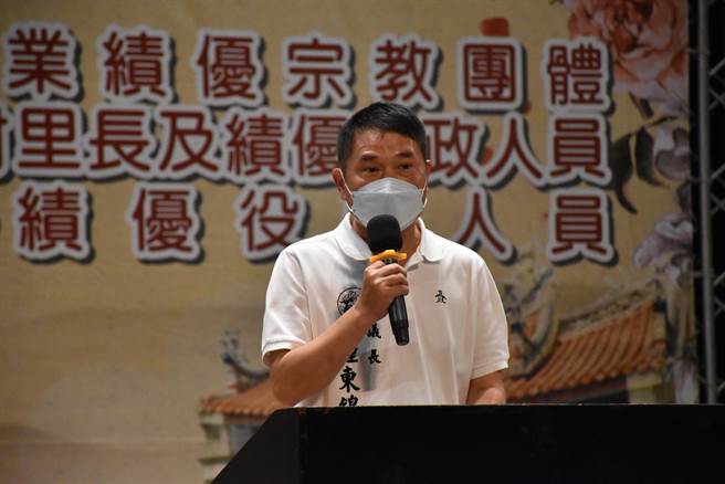 苗栗縣議長鍾東錦批林智堅「竹竹併」只要苗栗縣頭份及竹南是「假議題」。（謝明俊攝）